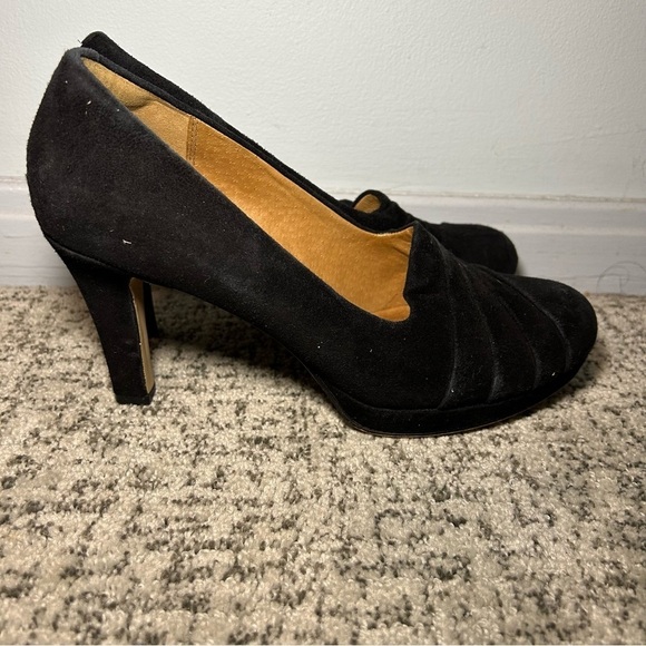 Clarks Artisan Black Suede Platform Cocktail Heels Size 10 - Picture 1 of 9